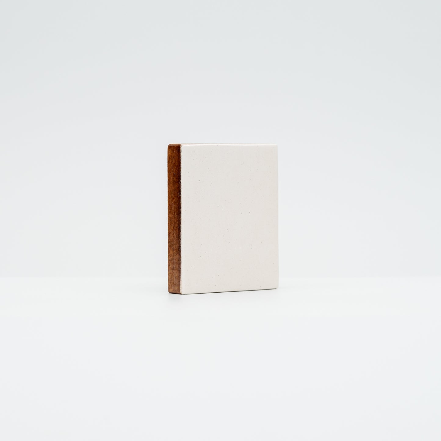 6 x 9cm POHJUSTETTU