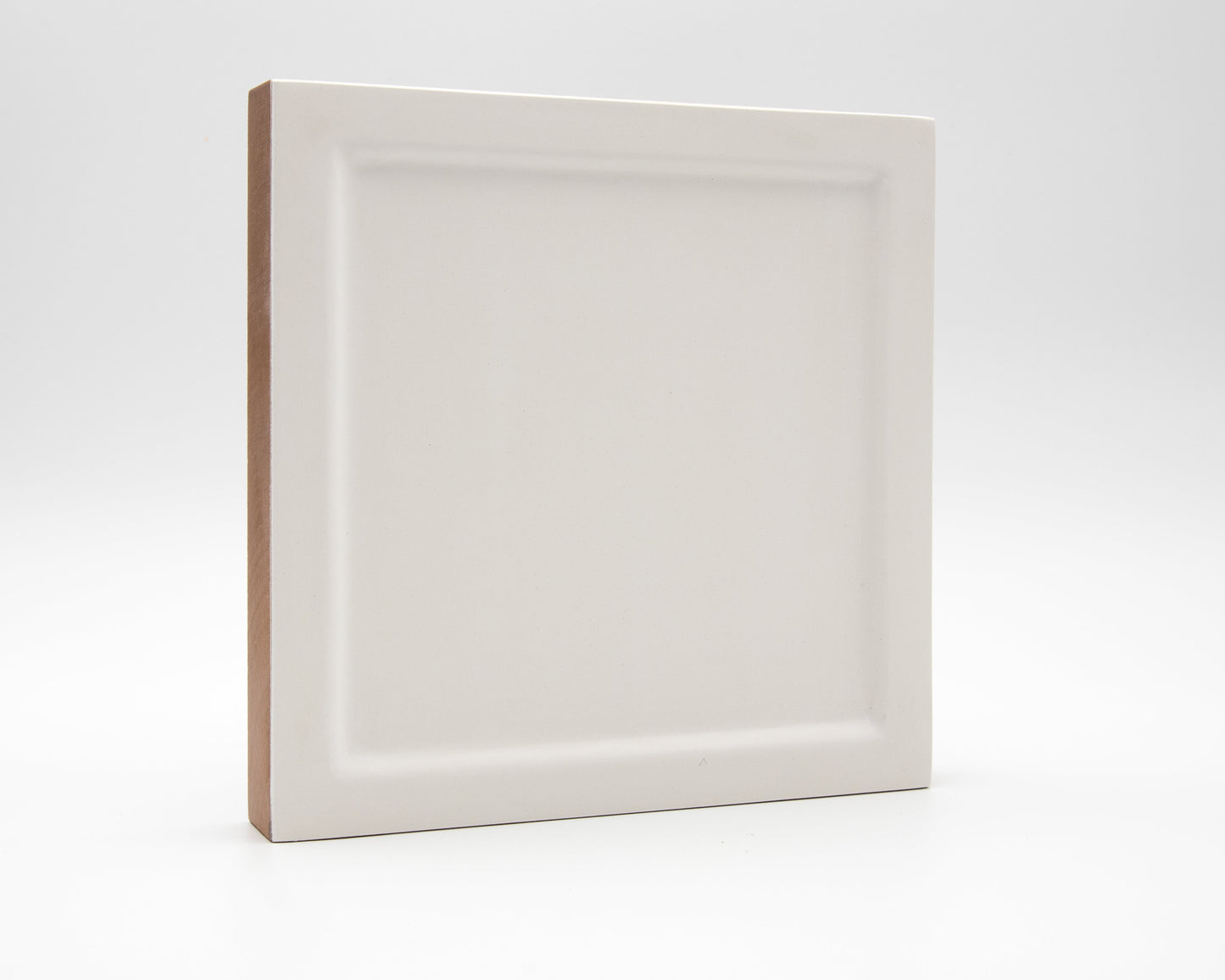 30 x 30cm POHJUSTETTU SYVENNYKSELLÄ